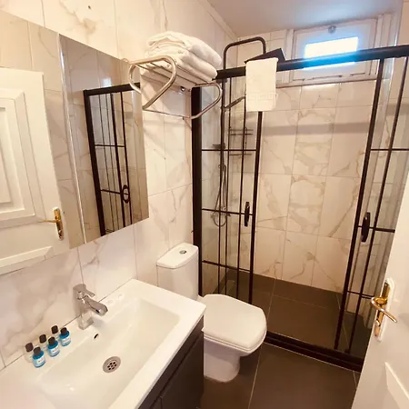 Hodegon Отель *